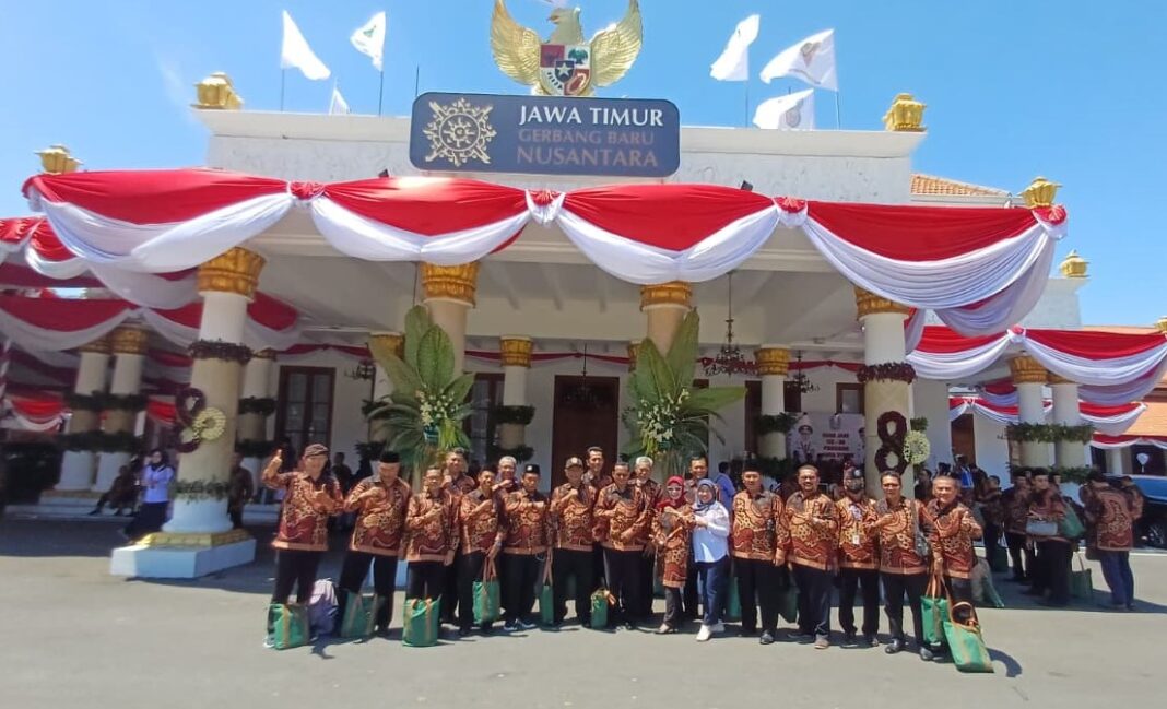 Donor Darah di Grahadi