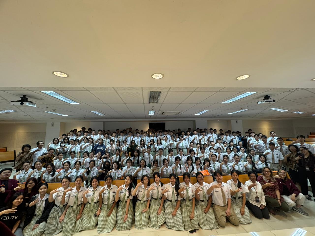 FIKOM Universitas Ciputra